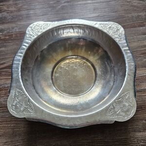 Vintage MCM Continental Silver Co Wild Rose Brilliantone Hammered Aluminum Bowl